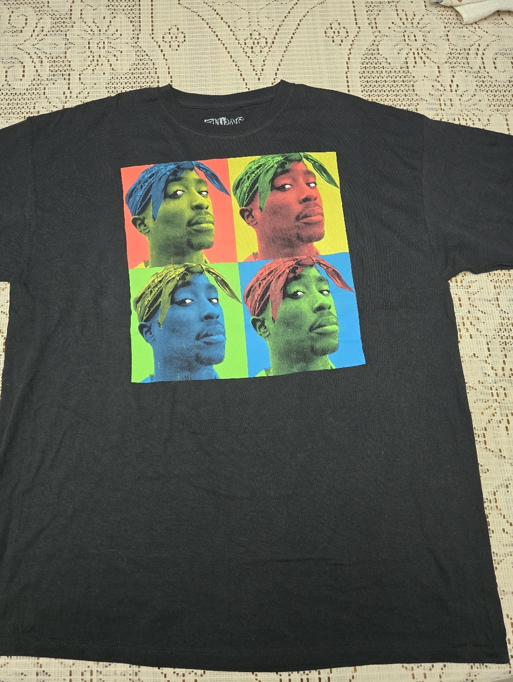 Black Graphic Pop-Art Tupac Print Tee